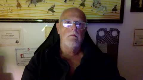 Snapshot of giutomma930394 chatting on April 2026 11:42:02 PM giutomma930394 online show from April 2026 11:42:02 PM