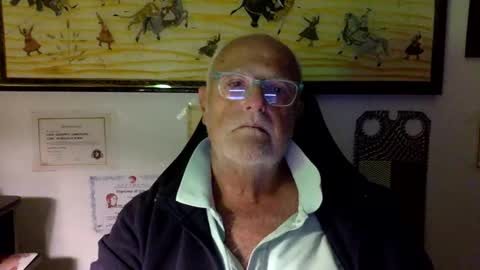 Snapshot of giutomma930394 chatting on May 2026 09:45:02 PM giutomma930394 online show from May 2026 09:45:02 PM
