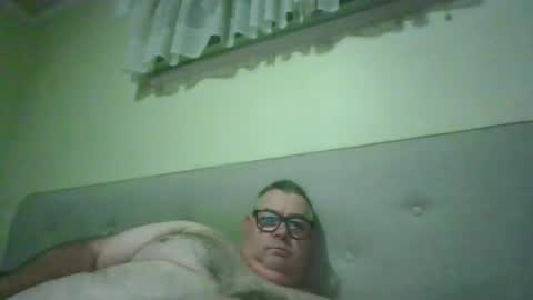 Snapshot of gixxer06 chatting on June 2026 07:00:01 AM bi Gixxer online show from June 2026 07:00:01 AM