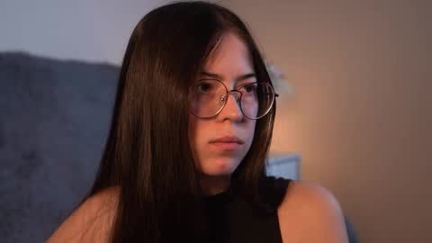 Snapshot of gizefto chatting on December 2025 09:42:01 PM Agness online show from December 2025 09:42:01 PM