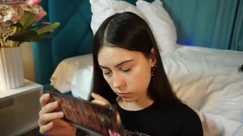 Snapshot of gizefto chatting on December 2025 02:45:02 PM Agness online show from December 2025 02:45:02 PM