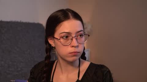 Snapshot of gizefto chatting on February 2026 02:57:01 PM Agness online show from February 2026 02:57:01 PM