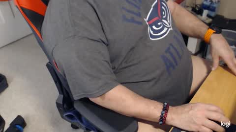 Snapshot of gizmo706 chatting on February 2026 04:33:01 PM gizmo706 online show from February 2026 04:33:01 PM