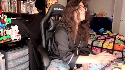 glaceon9 online show from March 2026 07:30:02 AM