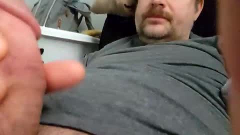 Snapshot of glant104 chatting on February 2026 03:44:01 PM glant104 online show from February 2026 03:44:01 PM