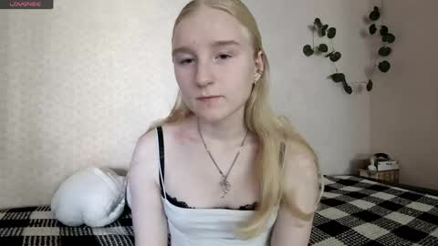 Laura online show from May 2026 09:06:01 AM
