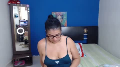 Snapshot of glennddastar chatting on July 2026 09:55:02 PM GlennddaStar online show from July 2026 09:55:02 PM