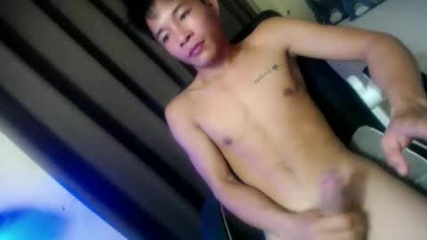 Snapshot of glenndou_daxs chatting on September 2025 05:06:02 AM glenndou_daxs online show from September 2025 05:06:02 AM