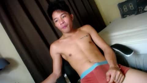 Snapshot of glenndou_daxs chatting on October 2025 11:40:01 AM glenndou_daxs online show from October 2025 11:40:01 AM