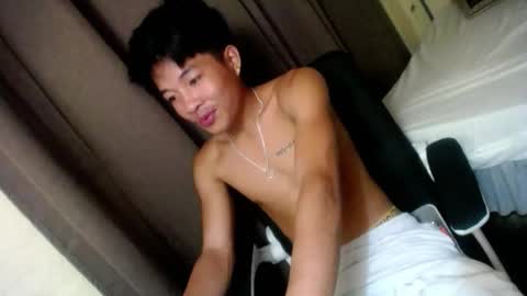 Snapshot of glenndou_daxs chatting on October 2025 05:08:01 AM glenndou_daxs online show from October 2025 05:08:01 AM