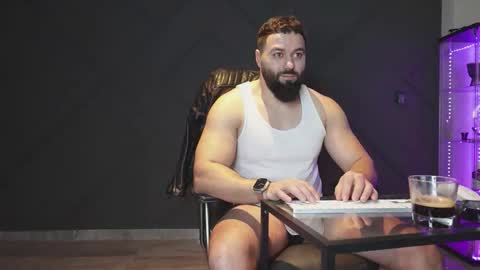 Matthew .. for short call me Matt online show from February 2026 09:13:01 PM