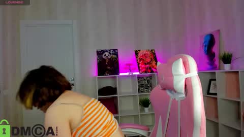 glimmer_goddesss online show from November 2025 09:19:02 AM