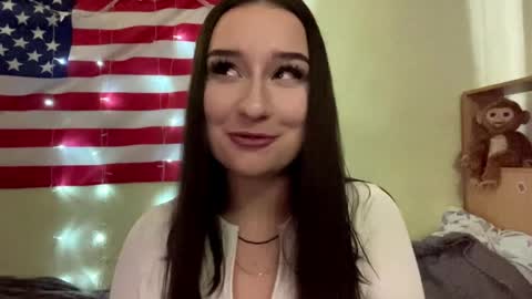 Milena online show from May 2026 05:15:02 AM