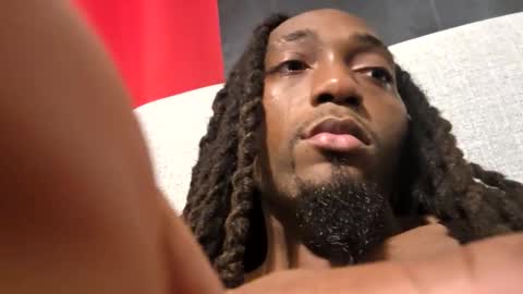 glomightyj online show from December 2025 05:34:01 AM