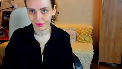 Snapshot of gloria_wood chatting on June 2026 07:07:01 PM Gloria Wood online show from June 2026 07:07:01 PM