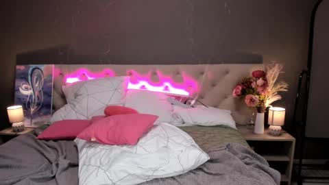 gloriaa_scott online show from February 2026 07:51:01 AM