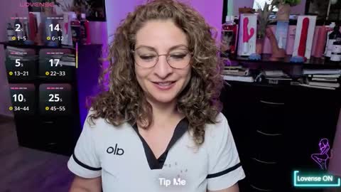 gloriacrespo online show from October 2025 07:43:01 PM