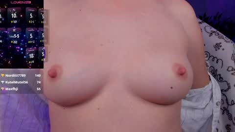 gloriagrays online show from December 2024 08:15:01 PM