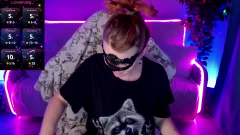 gloriagrays online show from December 2024 06:41:01 PM