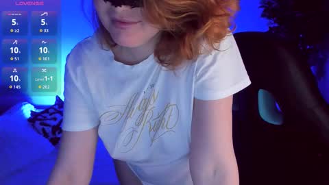 gloriagrays online show from September 2025 07:30:02 PM