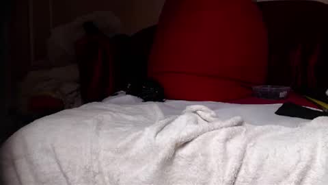 Snapshot of gloriaupperlove chatting on October 2025 06:27:02 AM Gloria online show from October 2025 06:27:02 AM