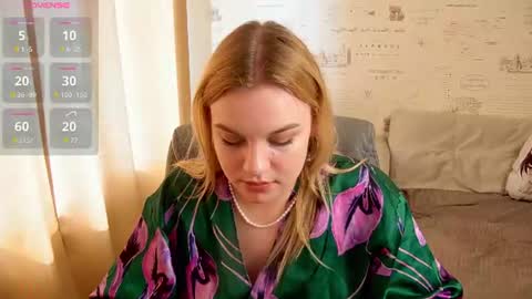 Snapshot of glow_margo chatting on July 2026 02:47:01 AM Margo online show from July 2026 02:47:01 AM