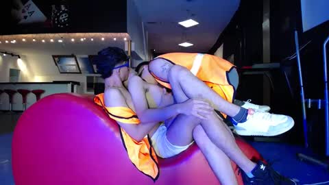 THOMAS AND DAMIAND online show from January 2025 09:08:02 PM