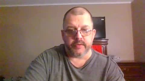 Snapshot of gobey33 chatting on April 2026 11:51:01 PM IDKIDCIDGAF online show from April 2026 11:51:01 PM