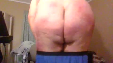 Snapshot of gobey33 chatting on April 2026 12:34:01 AM IDKIDCIDGAF online show from April 2026 12:34:01 AM