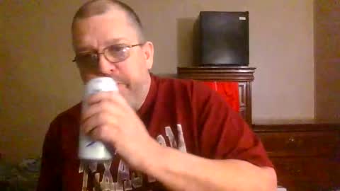 Snapshot of gobey33 chatting on April 2026 01:42:02 AM IDKIDCIDGAF online show from April 2026 01:42:02 AM