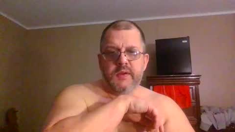 Snapshot of gobey33 chatting on April 2026 11:10:01 PM IDKIDCIDGAF online show from April 2026 11:10:01 PM