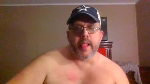 Snapshot of gobey33 chatting on April 2026 12:06:01 AM IDKIDCIDGAF online show from April 2026 12:06:01 AM
