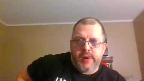 Snapshot of gobey33 chatting on May 2026 12:59:02 AM IDKIDCIDGAF online show from May 2026 12:59:02 AM