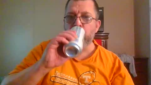 Snapshot of gobey33 chatting on May 2026 04:26:02 PM IDKIDCIDGAF online show from May 2026 04:26:02 PM