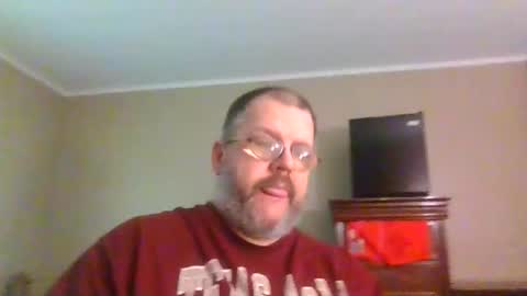 Snapshot of gobey33 chatting on May 2026 02:44:01 PM IDKIDCIDGAF online show from May 2026 02:44:01 PM