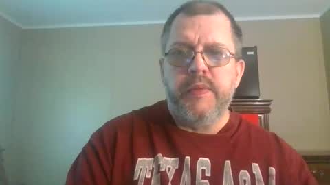 Snapshot of gobey33 chatting on May 2026 05:12:02 PM IDKIDCIDGAF online show from May 2026 05:12:02 PM