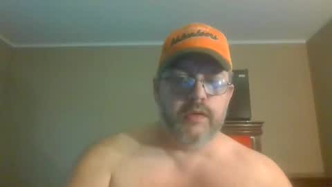 Snapshot of gobey33 chatting on May 2026 10:49:02 PM IDKIDCIDGAF online show from May 2026 10:49:02 PM