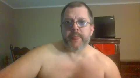 Snapshot of gobey33 chatting on May 2026 06:35:02 PM IDKIDCIDGAF online show from May 2026 06:35:02 PM