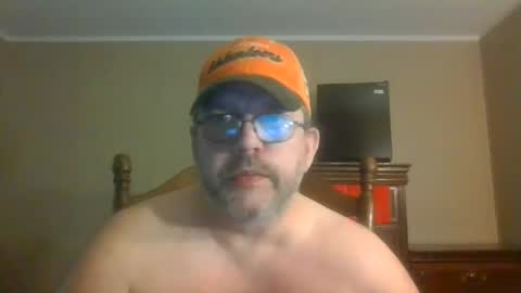 Snapshot of gobey33 chatting on June 2026 11:24:02 PM IDKIDCIDGAF online show from June 2026 11:24:02 PM
