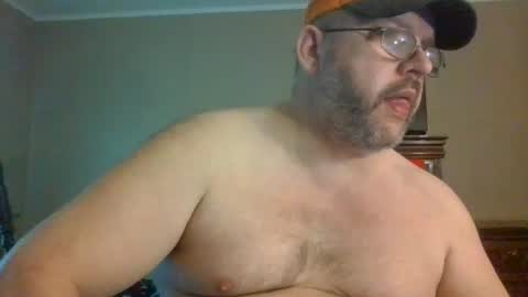 Snapshot of gobey33 chatting on June 2026 05:27:01 PM IDKIDCIDGAF online show from June 2026 05:27:01 PM