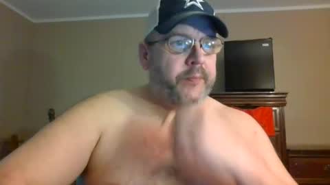 Snapshot of gobey33 chatting on July 2026 11:32:01 PM IDKIDCIDGAF online show from July 2026 11:32:01 PM
