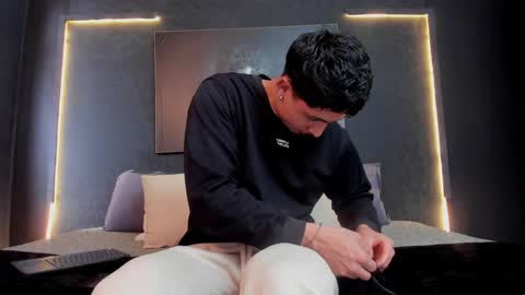 Snapshot of god_of_olympus1 chatting on December 2024 03:44:01 PM steven online show from December 2024 03:44:01 PM