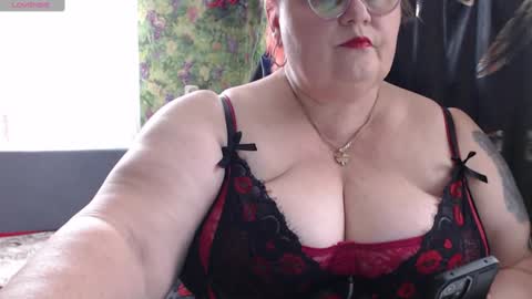 Snapshot of goddess57 chatting on January 2025 09:04:02 AM Goddess online show from January 2025 09:04:02 AM
