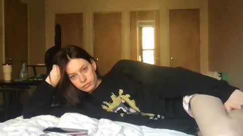 Snapshot of goddess_larz chatting on November 2025 06:19:02 PM goddess_larz online show from November 2025 06:19:02 PM