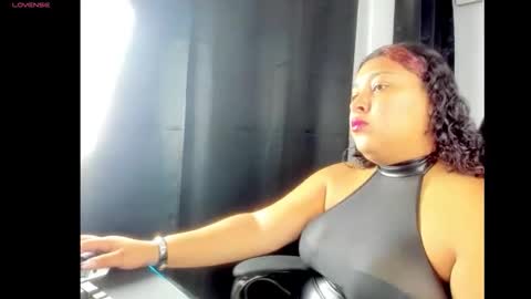 Snapshot of goddess_of_sissys chatting on April 2026 12:15:01 AM goddess_of_sissys online show from April 2026 12:15:01 AM