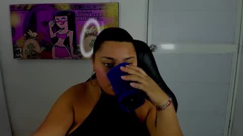 Snapshot of goddess_of_sissys chatting on May 2026 06:40:01 AM goddess_of_sissys online show from May 2026 06:40:01 AM