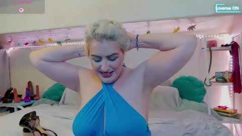Snapshot of goddessalimony chatting on July 2026 11:22:02 PM Goddess Alimony online show from July 2026 11:22:02 PM
