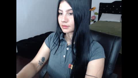 Angelina  online show from January 2025 09:28:01 PM