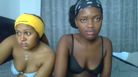 Snapshot of godess_lunah chatting on May 2026 05:48:02 AM godess_lunah online show from May 2026 05:48:02 AM