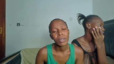 godess_lunah online show from August 2026 03:28:02 PM